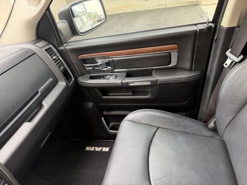 Used 2015 RAM 1500 Laramie w/ Convenience Group RWD image 13