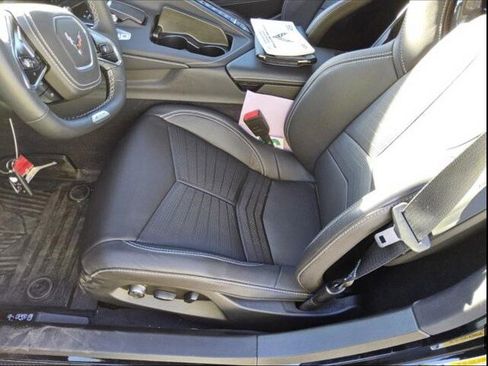 Used 2025 Chevrolet Corvette Z06 w/ Z07 Performance Package image 6