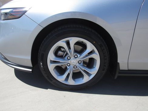 Certified 2023 Honda Accord LX image 4