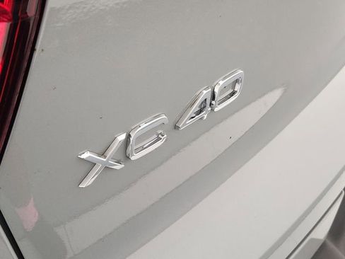 New 2026 Volvo XC40 B5 Plus w/ Protection Package Premier AWD/4WD image 13