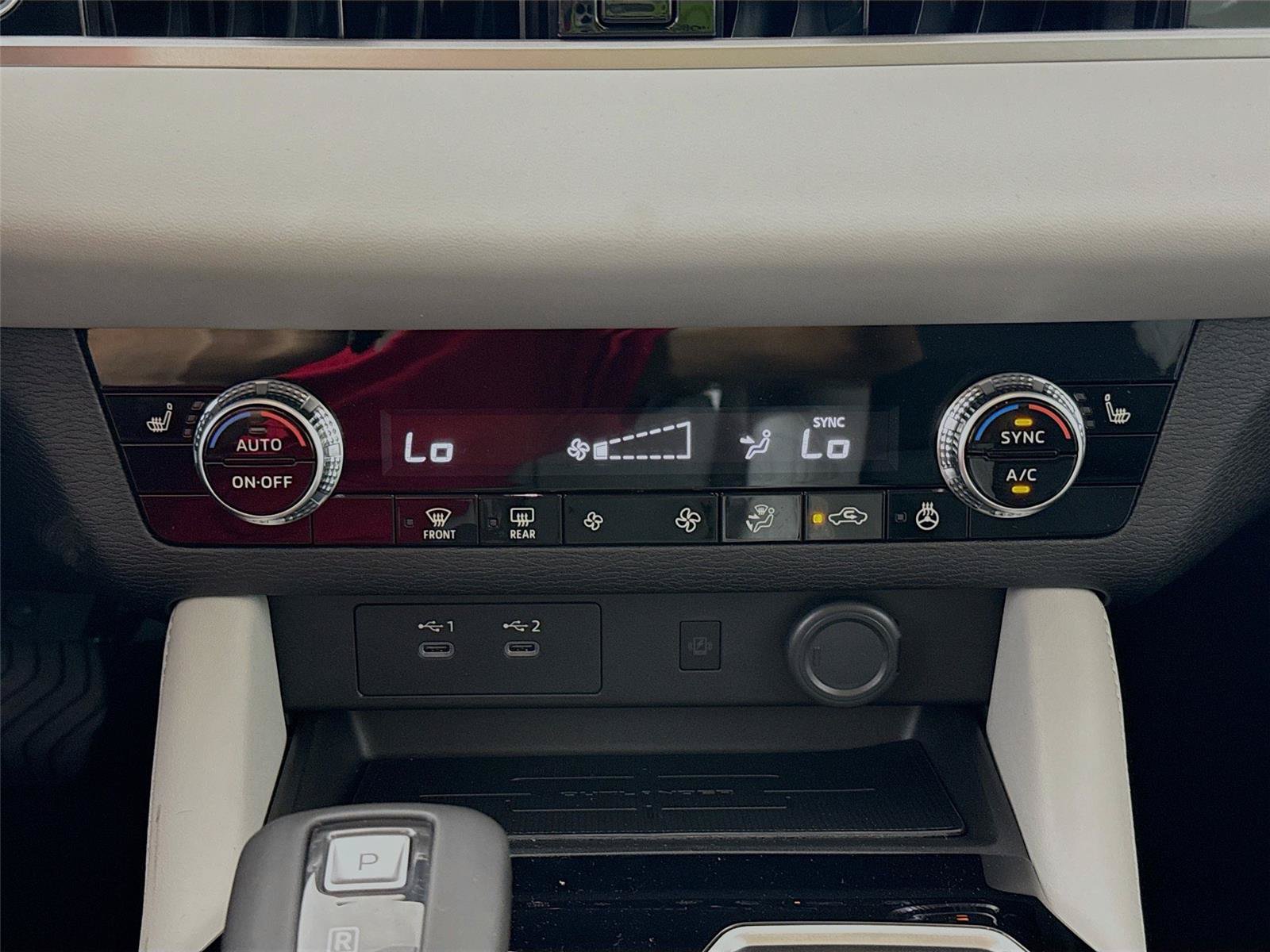 New 2026 Mitsubishi Outlander SE FWD image 15