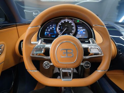 Used 2020 Bugatti Chiron AWD/4WD image 48