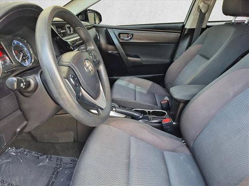 Used 2019 Toyota Corolla LE FWD image 11