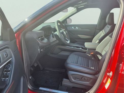 New 2026 Ford Explorer ST-Line w/ ST-Line Street Pack AWD/4WD image 19