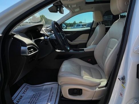 Used 2018 Jaguar F-PACE Prestige AWD/4WD image 19