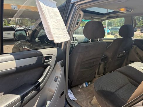 Used 2004 Toyota 4Runner Sport AWD/4WD image 26