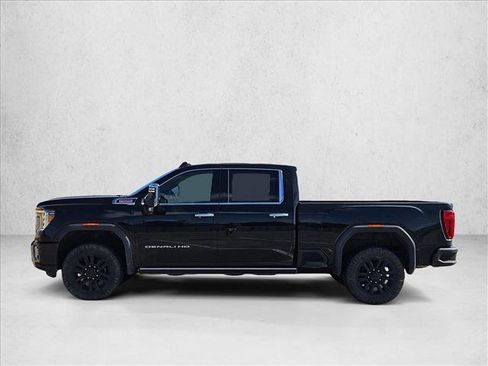 Certified 2021 GMC Sierra 2500 Denali w/ Denali Black Diamond Edition AWD/4WD image 8