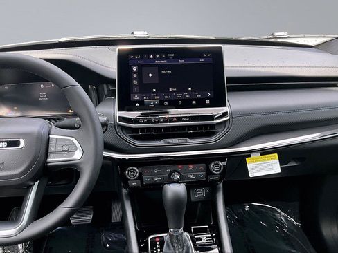 New 2026 Jeep Compass Limited AWD/4WD image 8