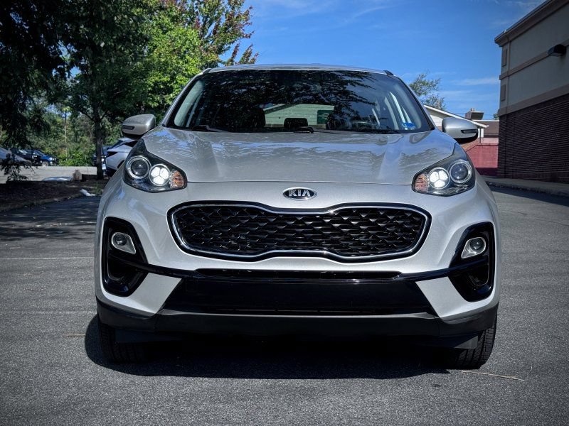 Used 2020 Kia Sportage LX w/ LX Popular Package AWD/4WD image 2