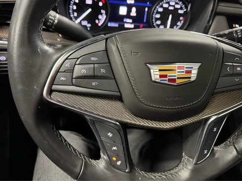 Used 2024 Cadillac XT5 Premium Luxury w/ Platinum Package AWD/4WD image 21