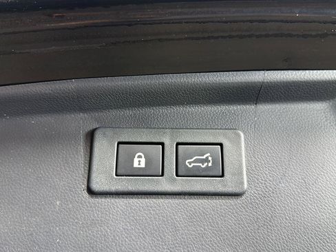 Used 2023 Subaru Outback Limited AWD/4WD image 23