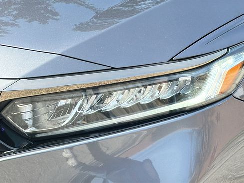 Used 2019 Honda Accord Sport image 4