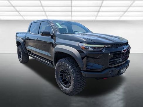 New 2026 Chevrolet Colorado ZR2 w/ ZR2 Bison Edition AWD/4WD image 1