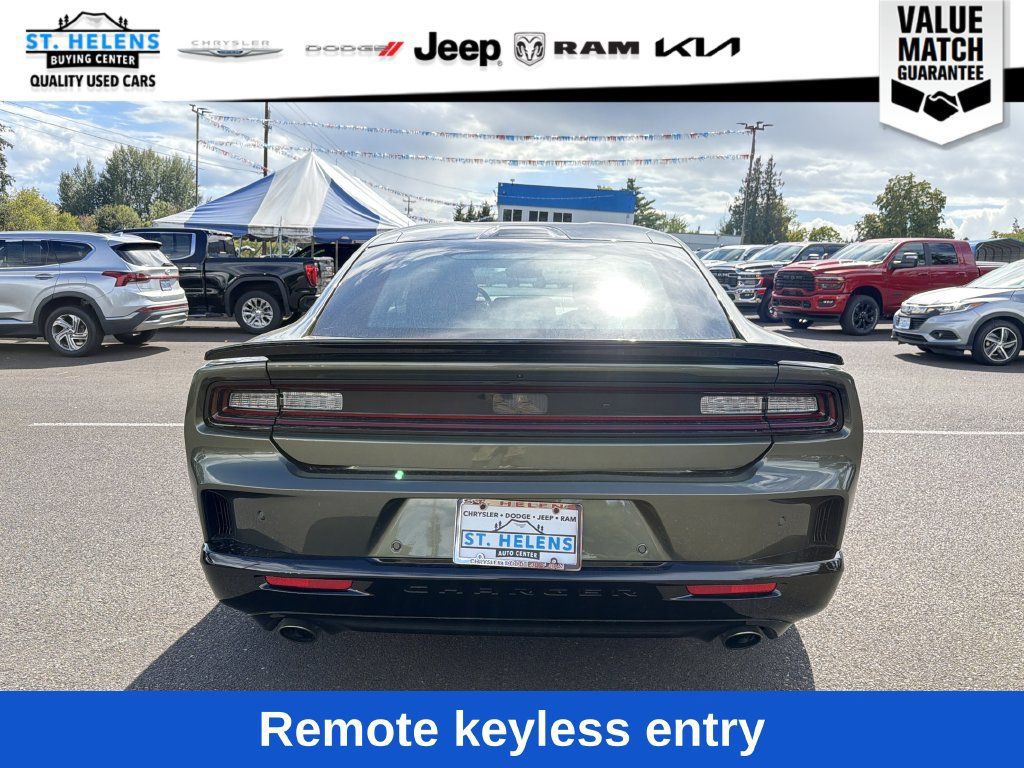 Used 2026 Dodge Charger Scat Pack AWD/4WD image 5