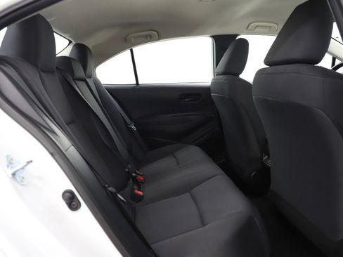 Used 2025 Toyota Corolla LE image 12