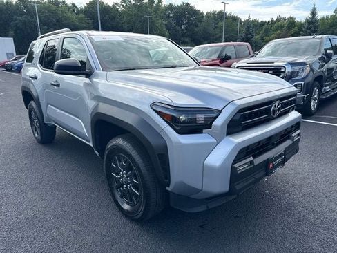 Certified 2025 Toyota 4Runner SR5 AWD/4WD image 3