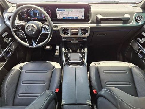 Used 2025 Mercedes-Benz G 550 image 14