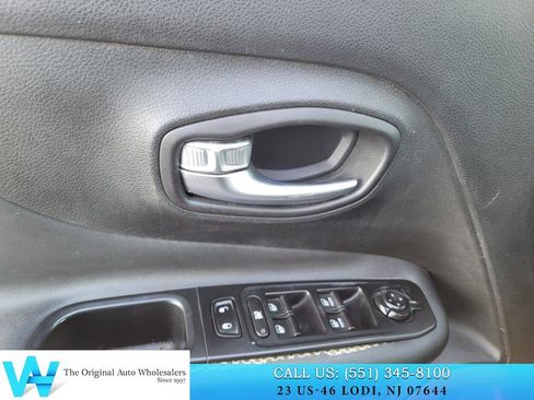 Used 2015 Jeep Renegade Trailhawk w/ Popular Equipment Group image 13