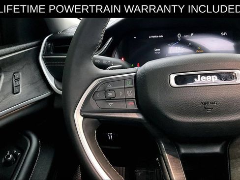 Used 2024 Jeep Grand Cherokee Limited w/ Black Appearance Package RWD image 26