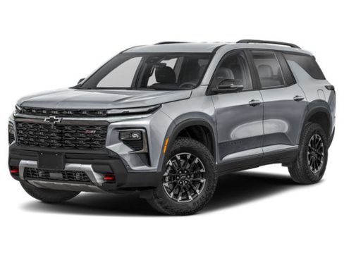 Used 2025 Chevrolet Traverse Z71 image 1