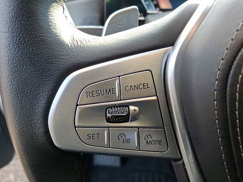 Certified 2023 BMW X7 xDrive40i w/ Executive Package image 24