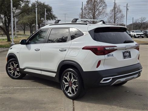 Certified 2022 Kia Seltos SX image 4