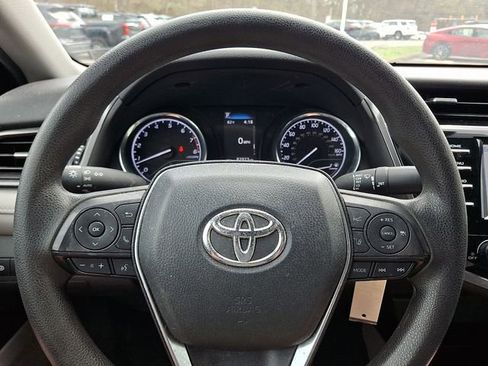 Used 2020 Toyota Camry LE FWD image 19