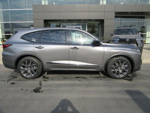 Used 2022 Acura MDX A-Spec AWD/4WD image 13