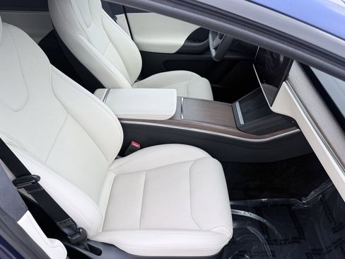 Used 2023 Tesla Model X AWD/4WD image 60