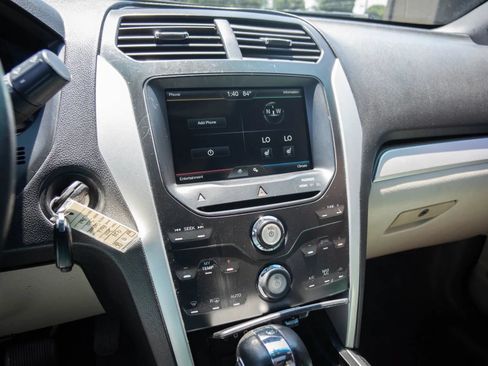 Used 2011 Ford Explorer XLT w/ 202A Rapid Spec Order Code FWD image 21