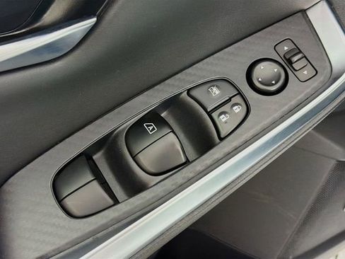 Certified 2023 Nissan Sentra SR w/ SR Premium Package FWD image 19