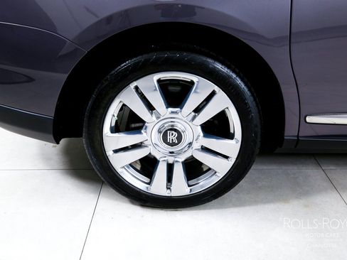 Used 2020 Rolls-Royce Cullinan AWD/4WD image 34