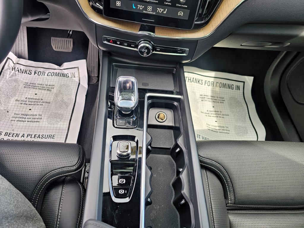 Certified 2026 Volvo XC60 T8 Ultra AWD/4WD image 48