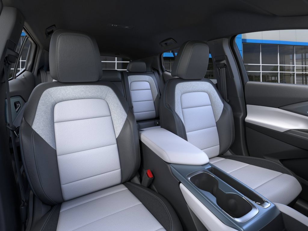 New 2026 Chevrolet Equinox EV LT w/ LPO, All-Weather Mat Package AWD/4WD image 16