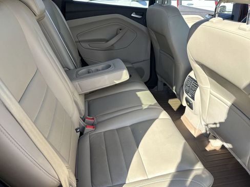 Used 2015 Ford Escape Titanium AWD/4WD image 28
