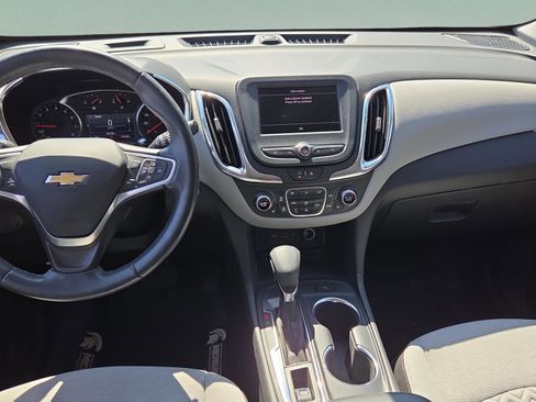 Used 2023 Chevrolet Equinox LT image 12