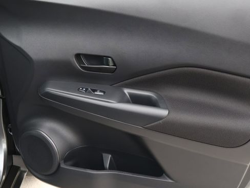 Used 2024 Nissan Kicks S FWD image 15