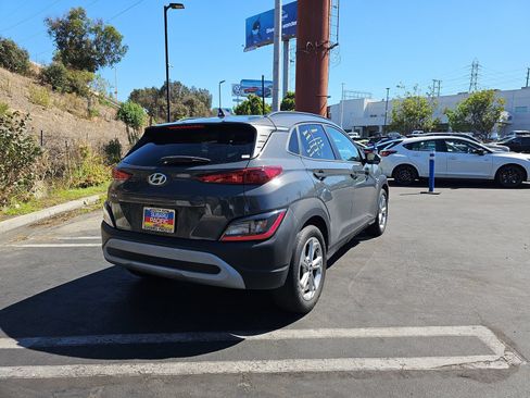 Used 2023 Hyundai Kona SEL FWD image 7