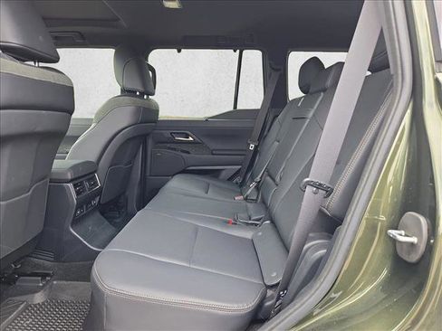Used 2024 Lexus GX 550 AWD/4WD image 19