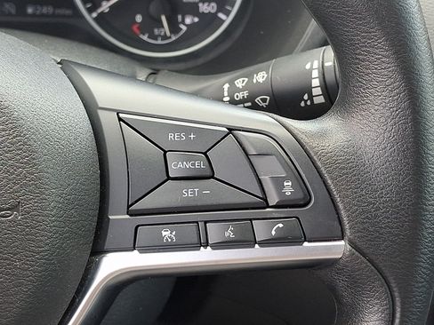 Used 2024 Nissan Sentra SV FWD image 22