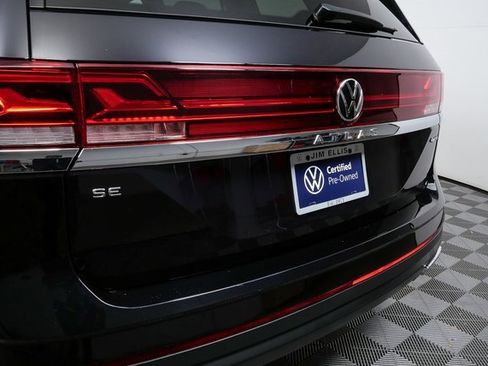 Certified 2025 Volkswagen Atlas SE image 26