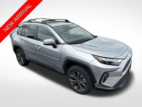 Used 2022 Toyota RAV4 XLE Premium AWD/4WD image 1