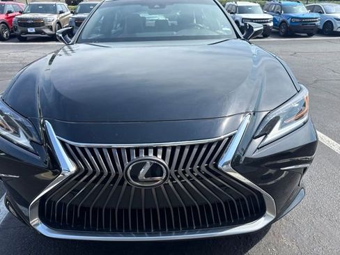 Used 2019 Lexus ES 350 w/ Accessory Package 2 FWD image 4