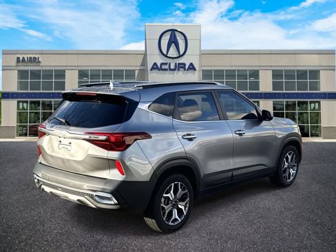 Used 2023 Kia Seltos EX image 6