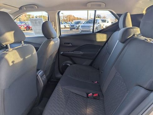 Used 2023 Nissan Kicks SV image 12
