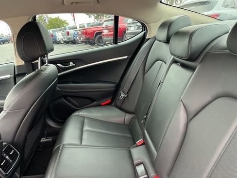 Used 2023 Genesis G70 2.0T AWD/4WD image 13