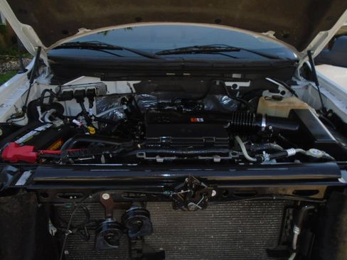 Used 2010 Ford F150 STX RWD image 17