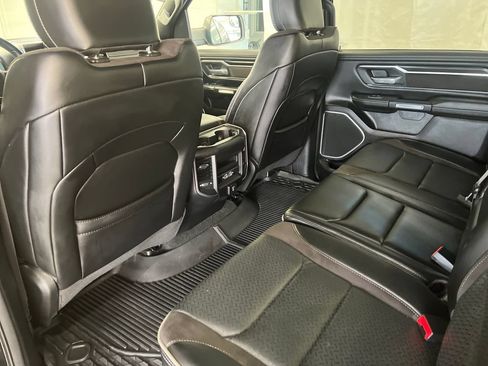 Used 2023 RAM 1500 Laramie AWD/4WD image 40