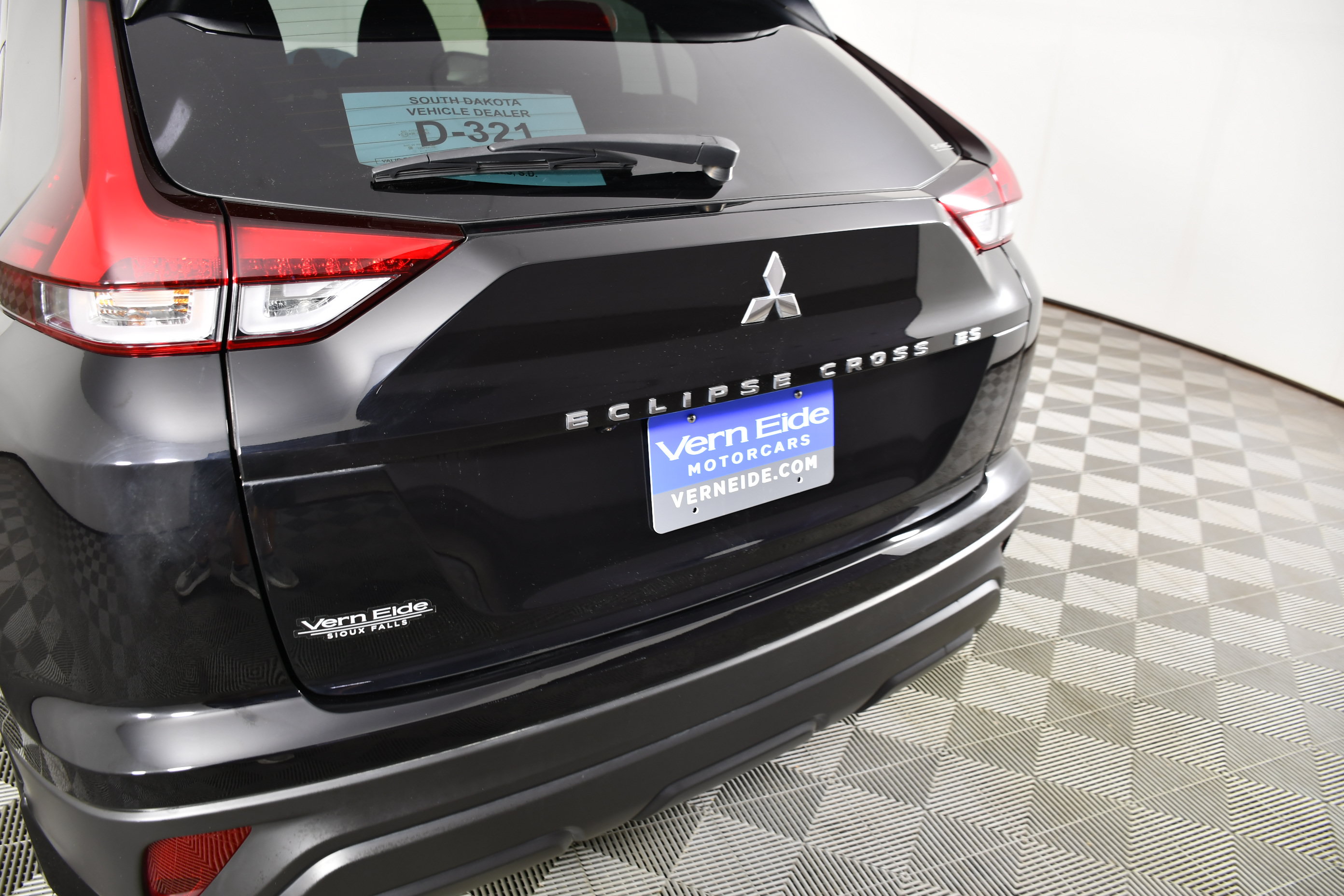 Used 2024 Mitsubishi Eclipse Cross ES AWD/4WD image 15