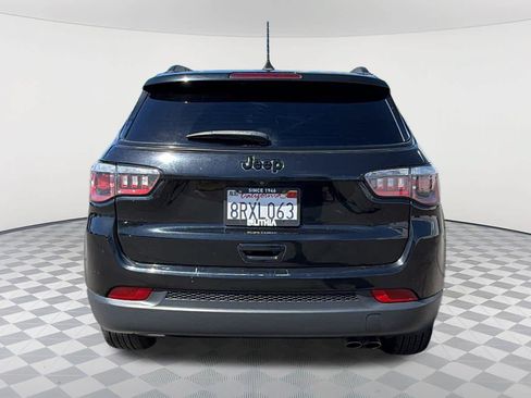 Used 2020 Jeep Compass Latitude FWD image 6